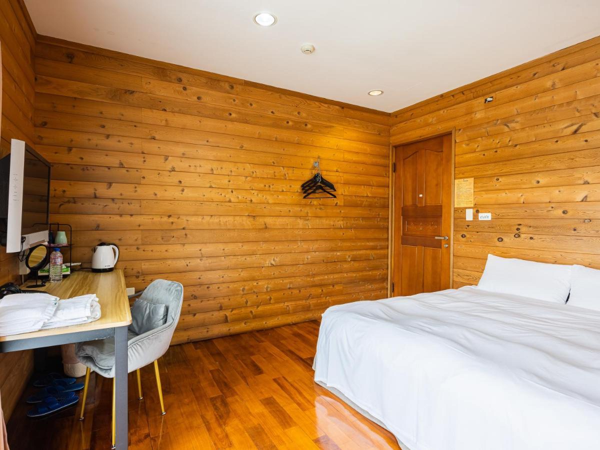 Bishui Shanju Lakeside B&B Yuchi Exteriér fotografie