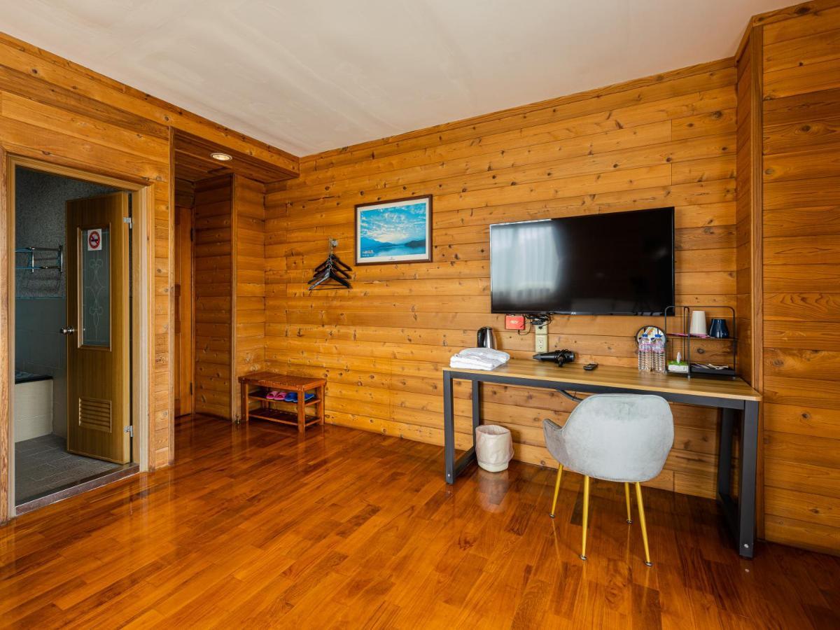 Bishui Shanju Lakeside B&B Yuchi Exteriér fotografie